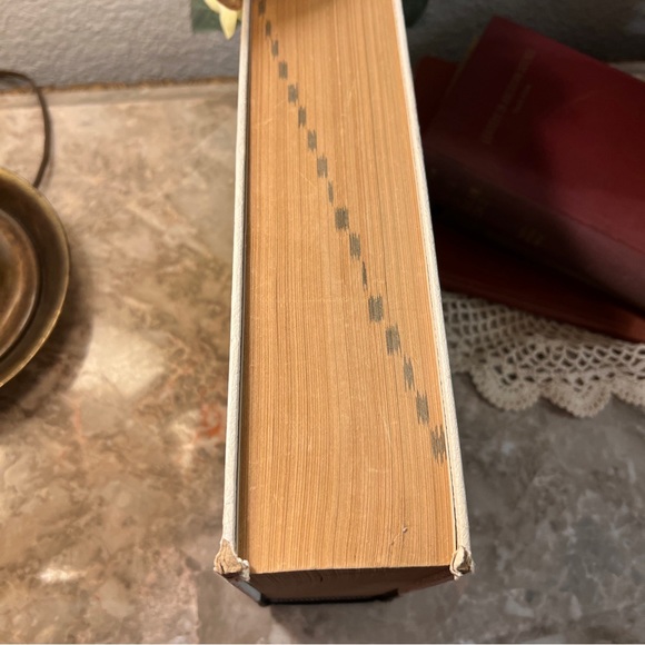 Webster's Encyclopedia of Dictionaries New American Edition 1978 Large Type - Picture 6 of 9